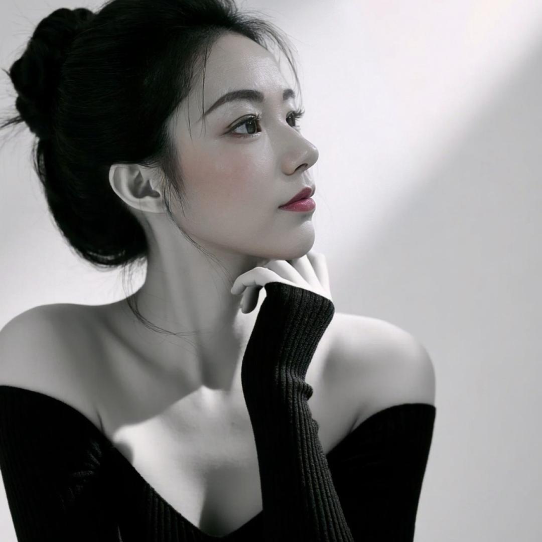 仔仔家脆皮烤肠，炸蘑菇（中百夜市）