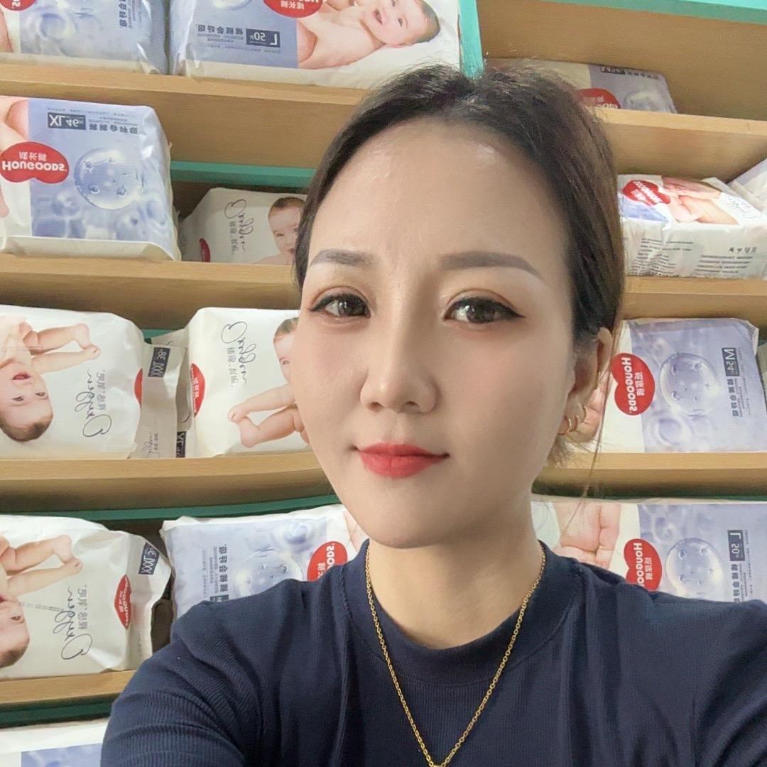 金摇篮母婴店雪姐