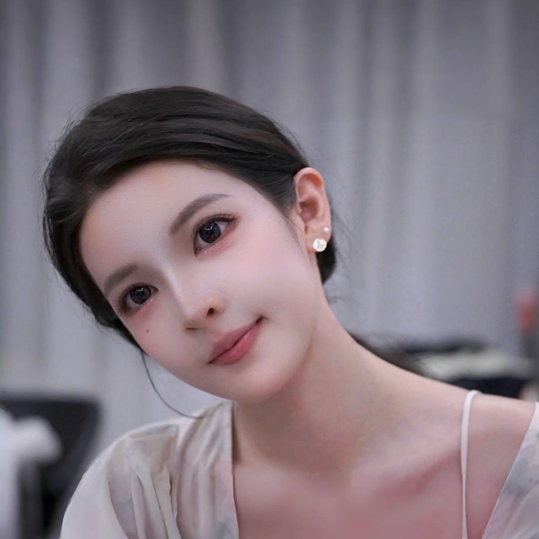 跳舞的小沫沫🌸