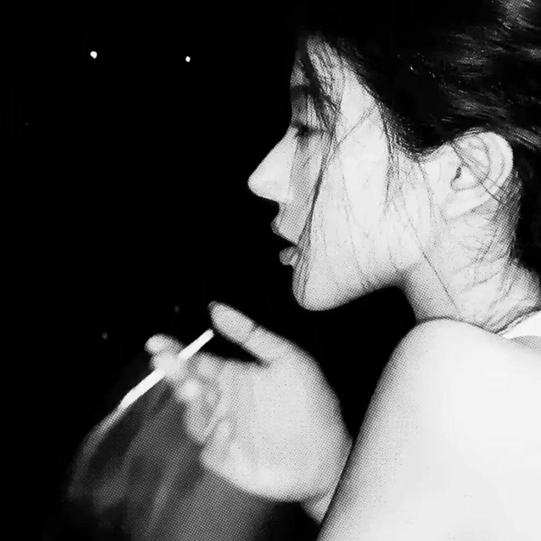 小Y