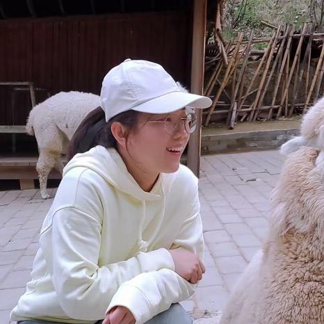小凤小娜姐姐现场摄影助理