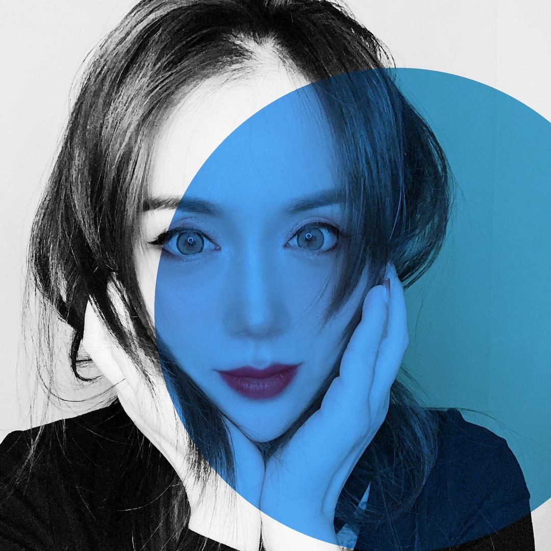 是lǐ 小姐•AS