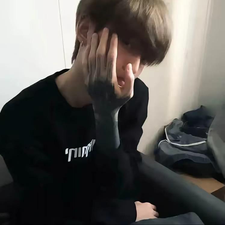 小y