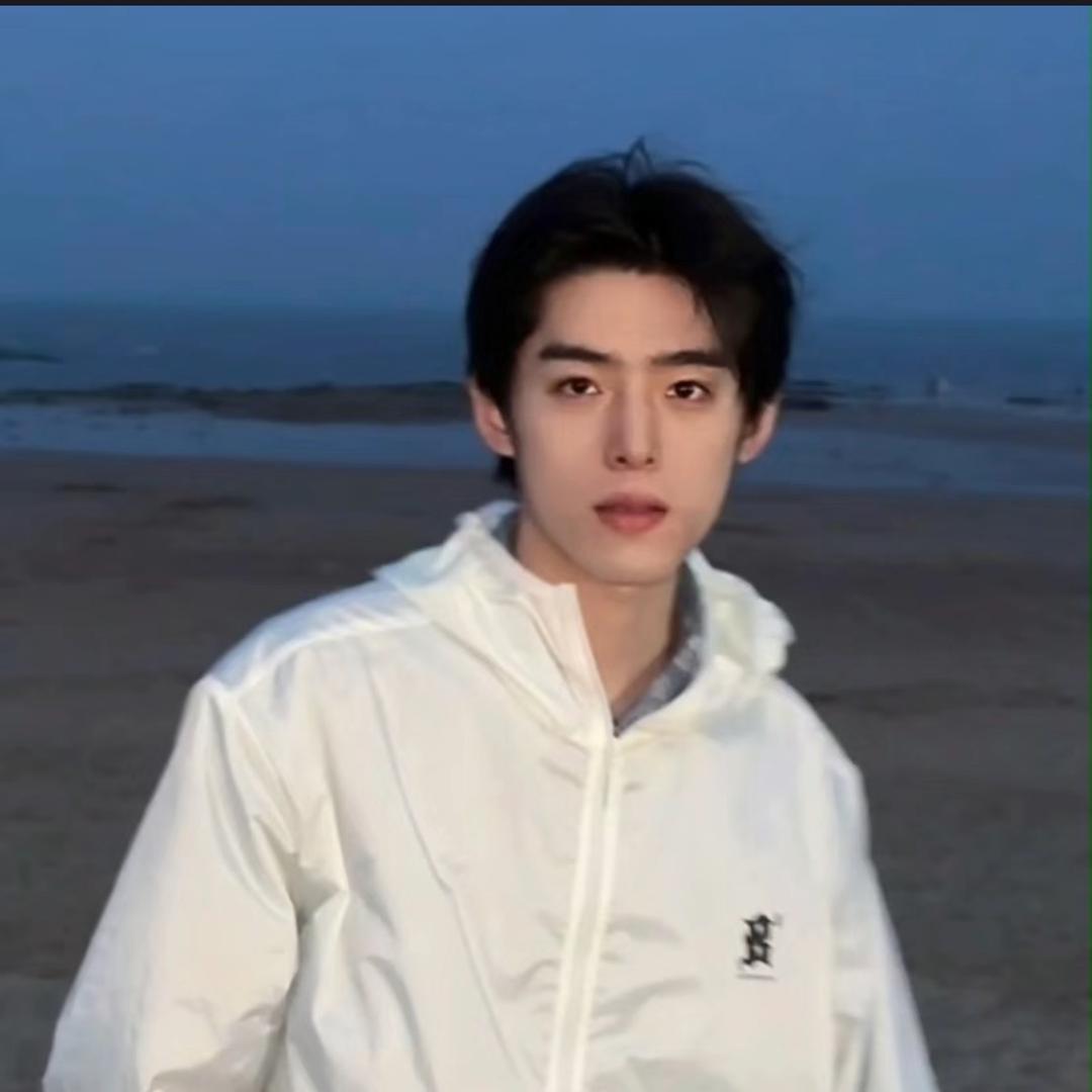 小明哥哥