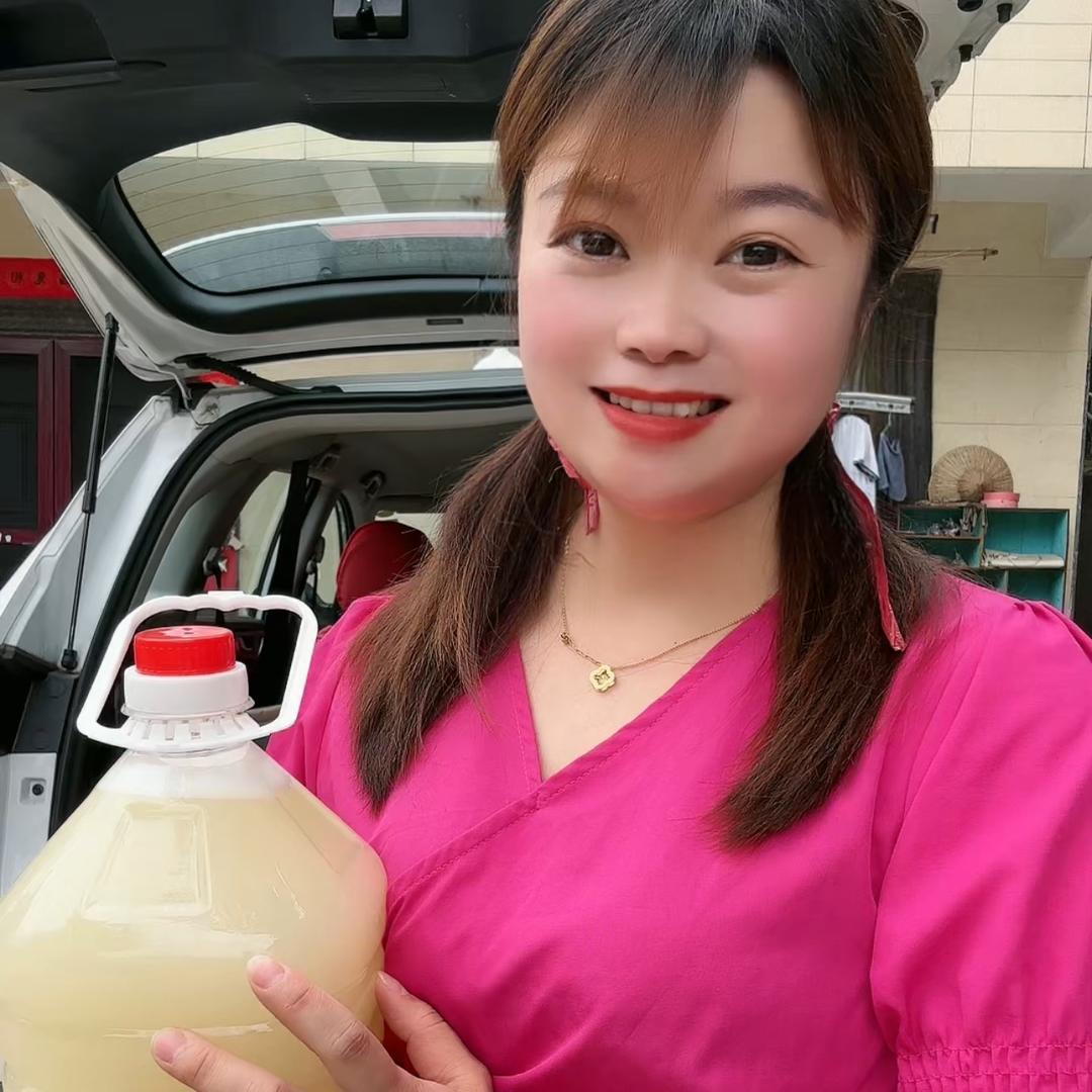 莹丽酒类专营店