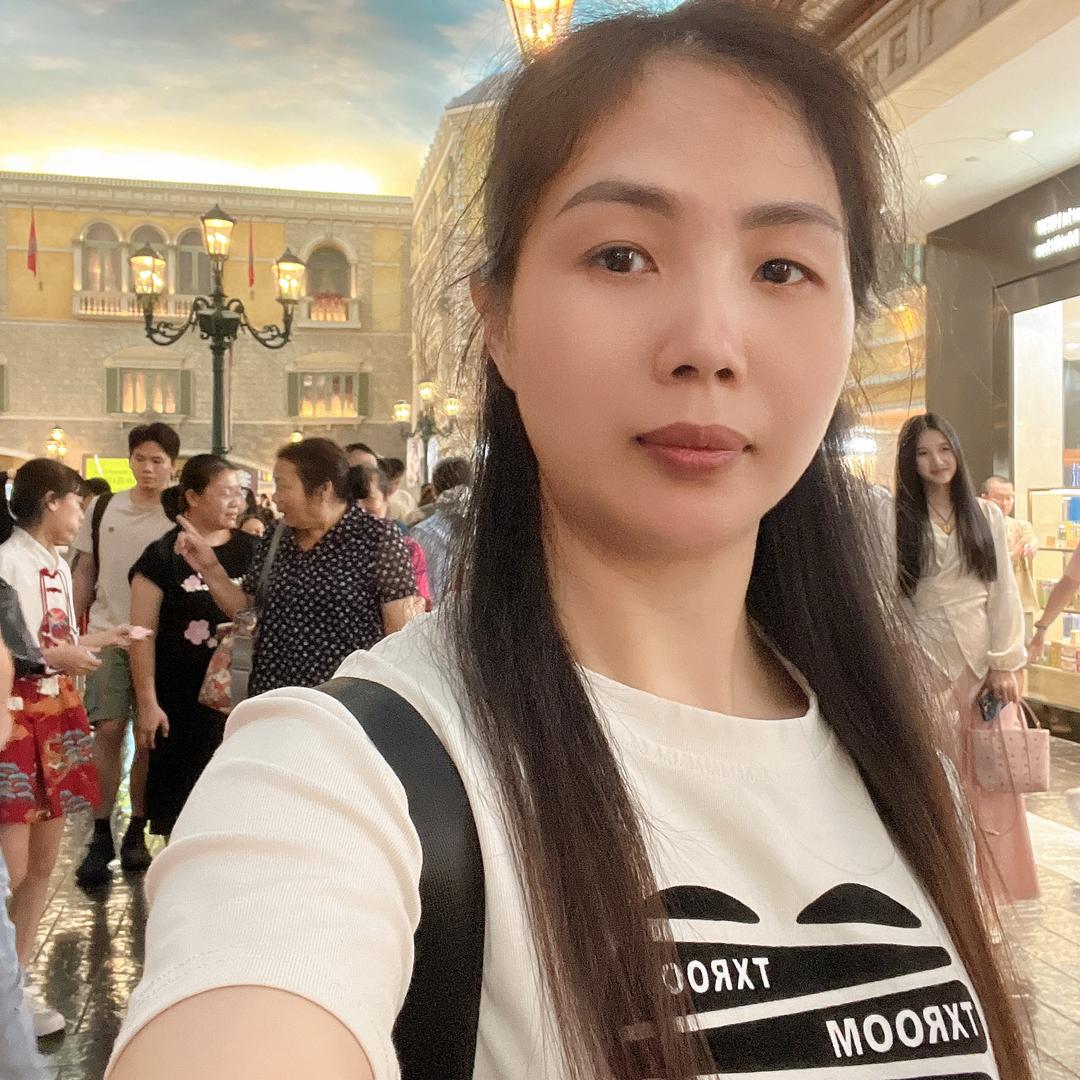 小婷 同学
