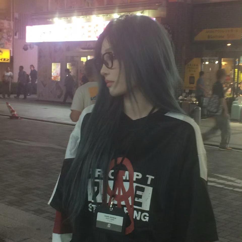 舢琻