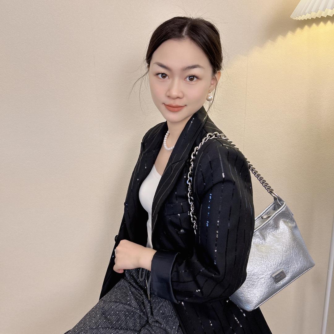 迪小兔女包（新疆包邮）