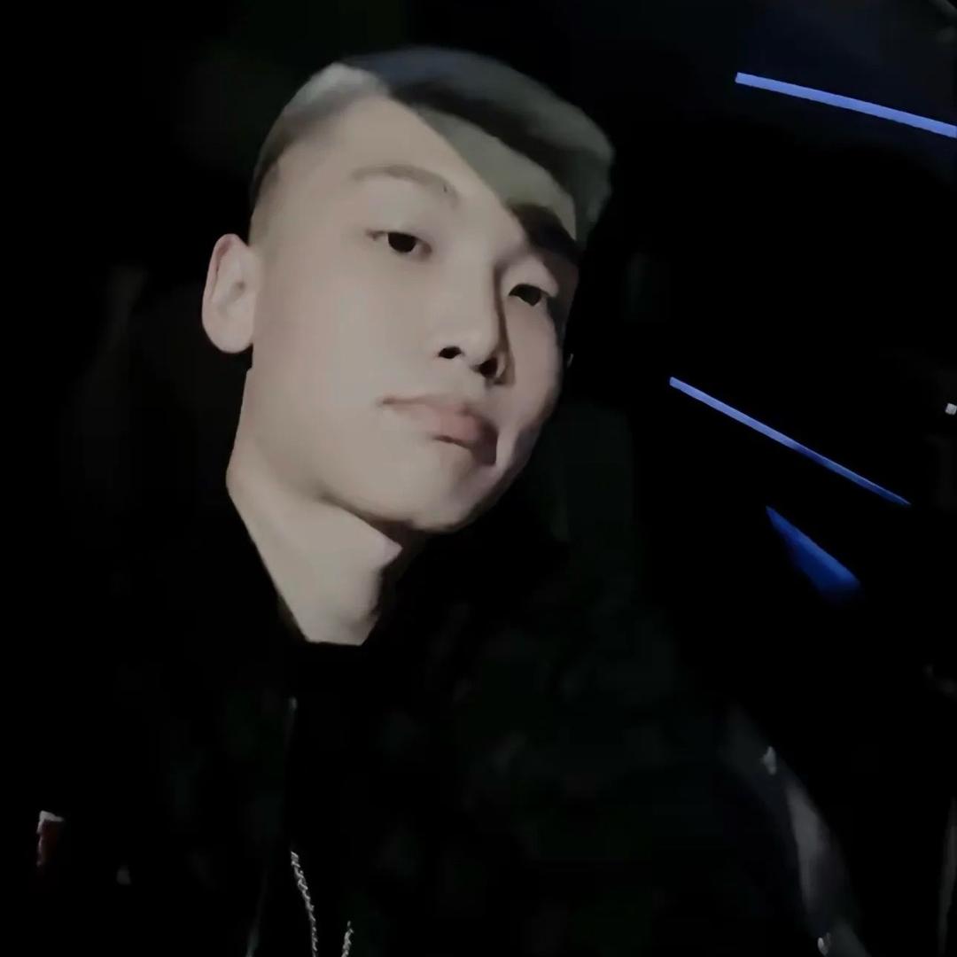🔱阿龙⚜️