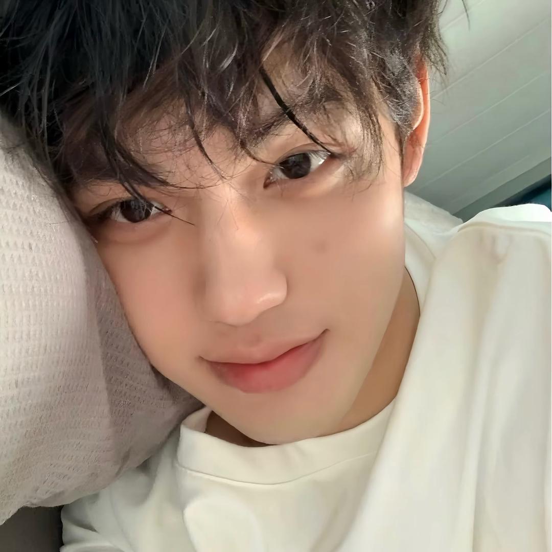 爱玩水的高小糕