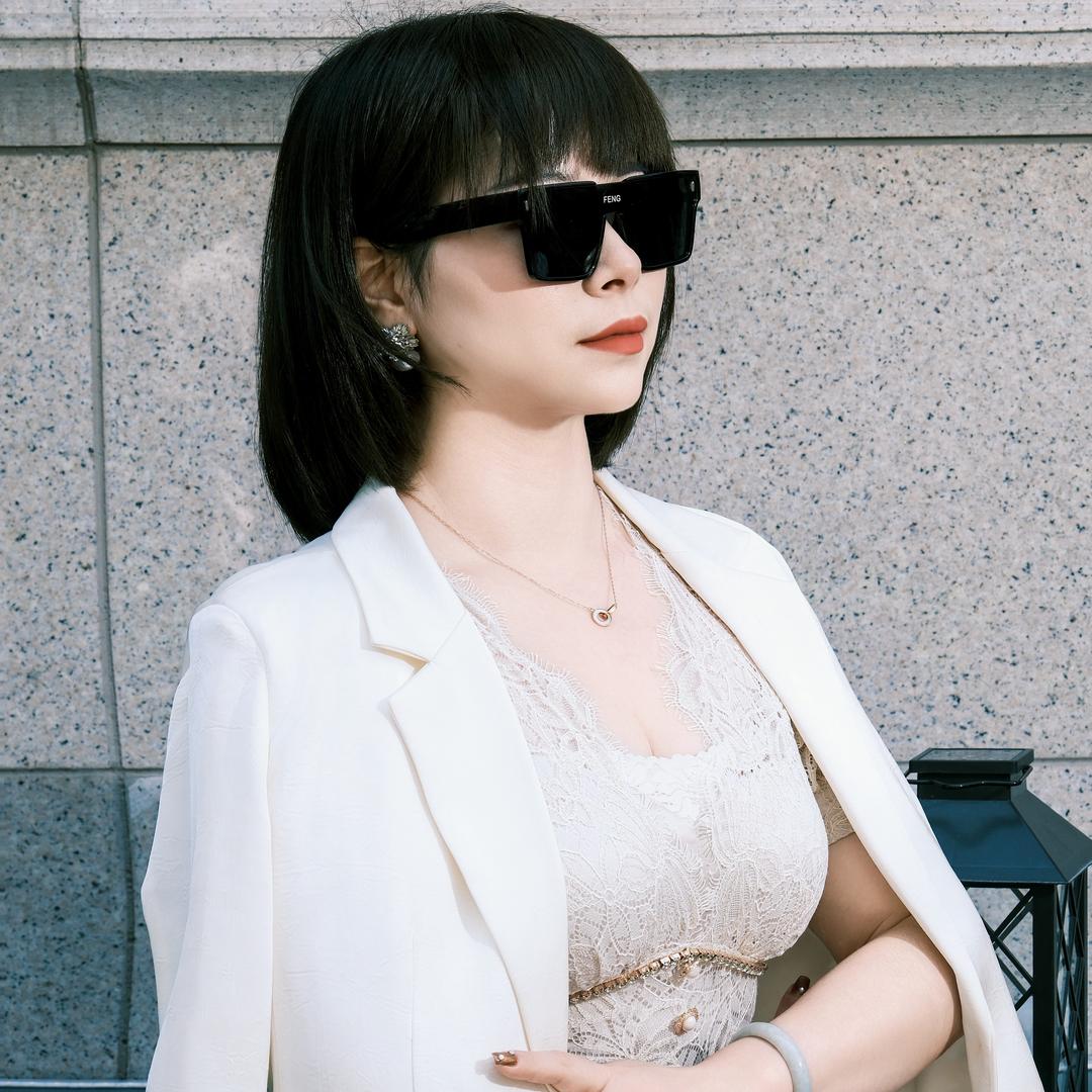 娜Ya