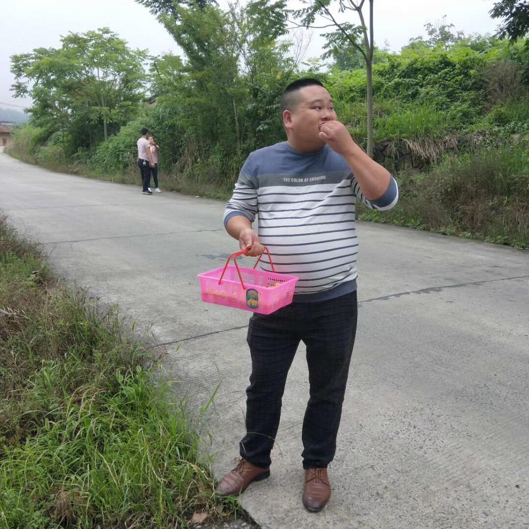 左手亲情，右手爱