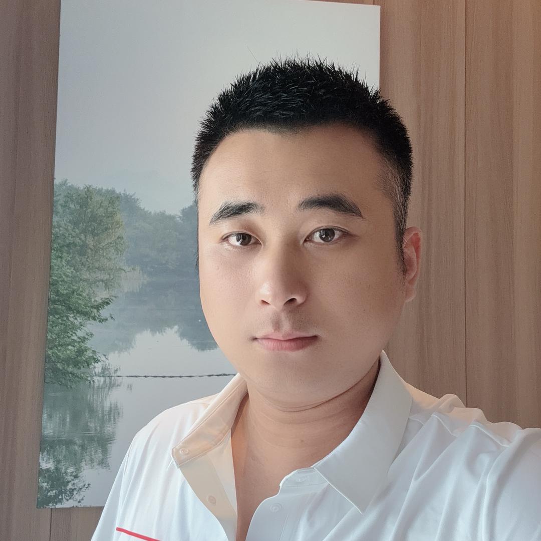 李海润麻辣烫创始人
