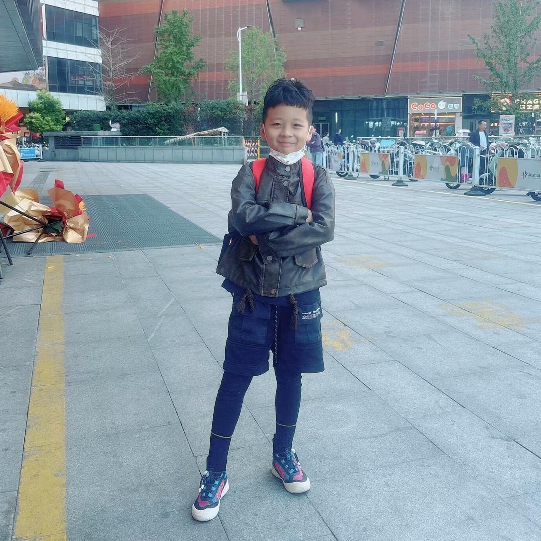 🌈我的开心果  周一🌈