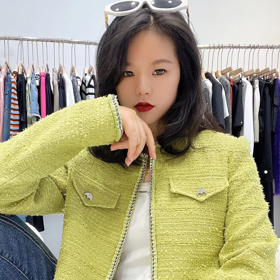@洋品阁小张同学