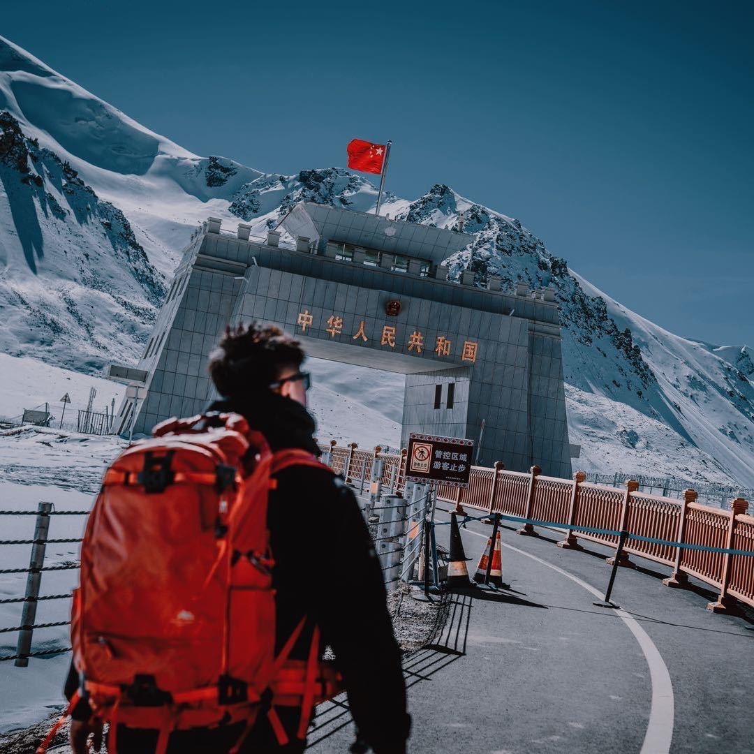 一心向上的小周