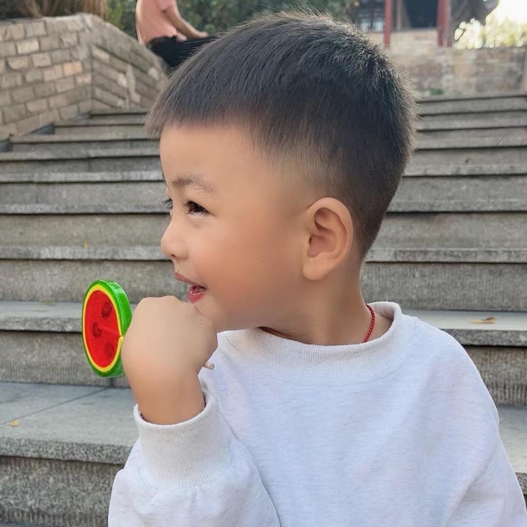 郭丽