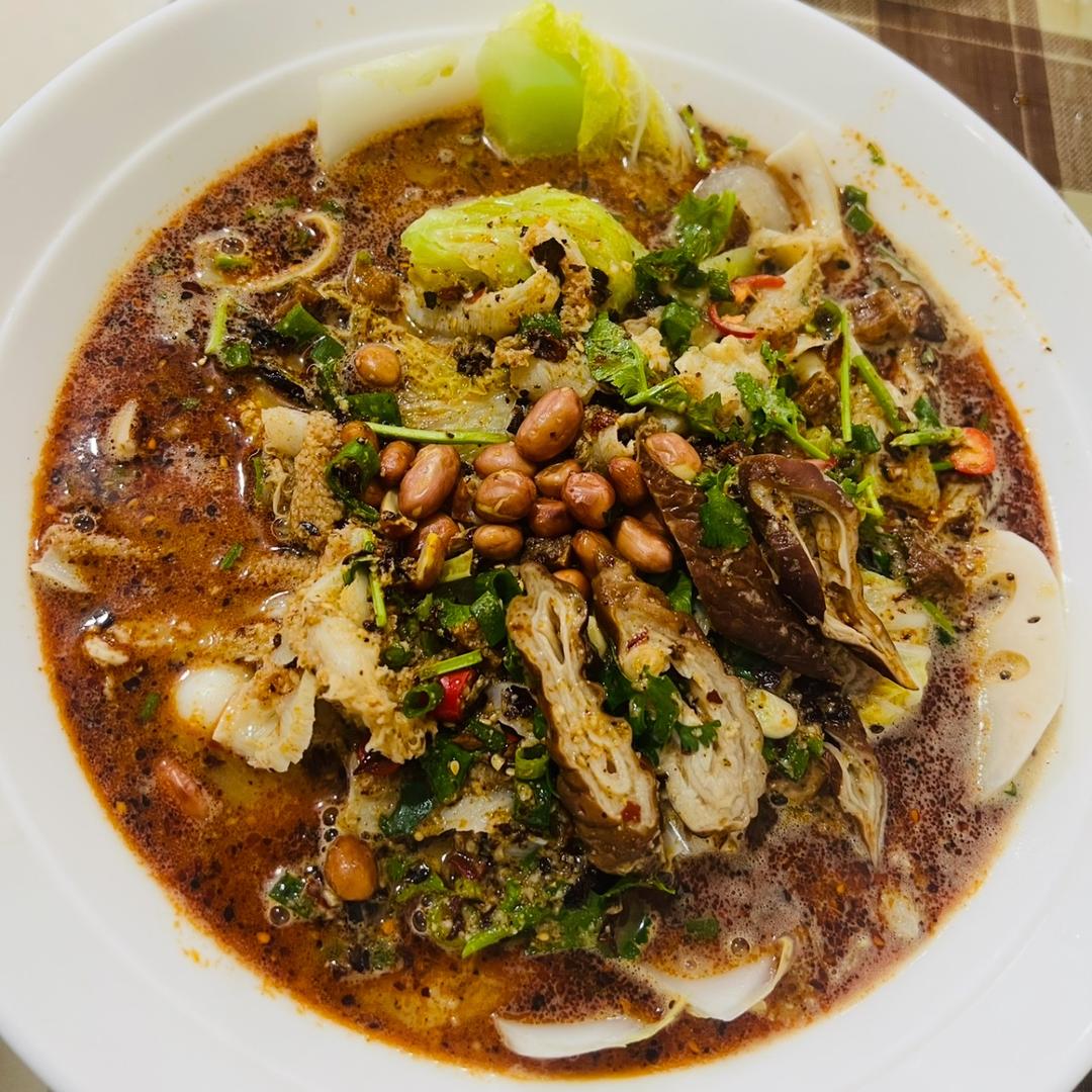 燕燕手擀粉冒菜纯手工制作土豆粉