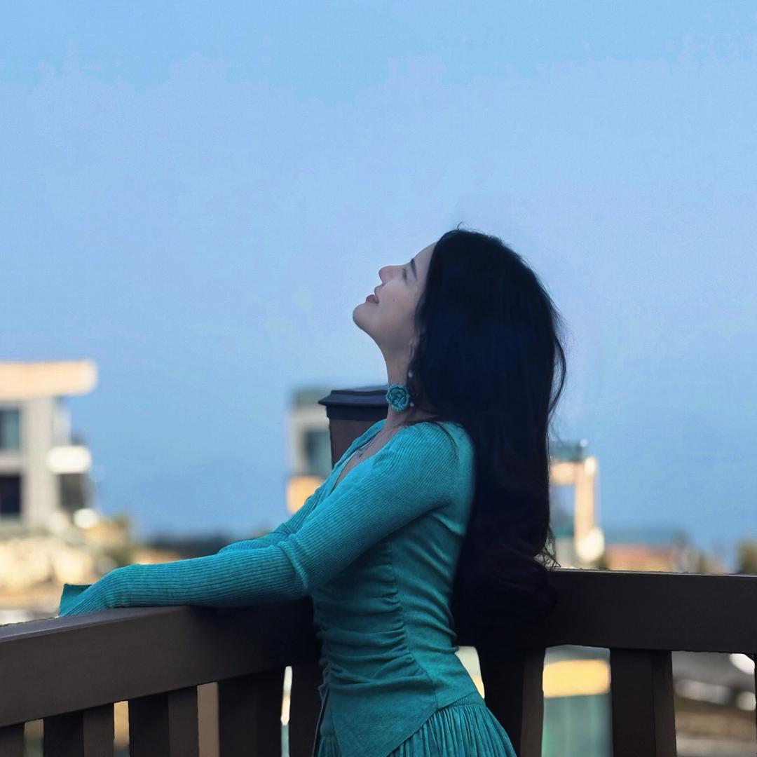 轻舟浅渡