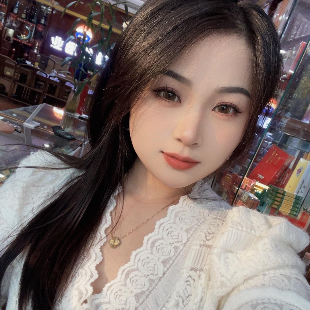 烟酒店老板娘🧏‍♀️