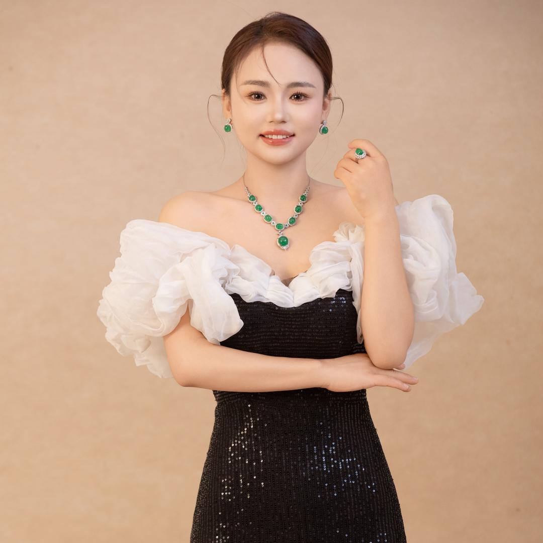 董小姐的珠宝铺