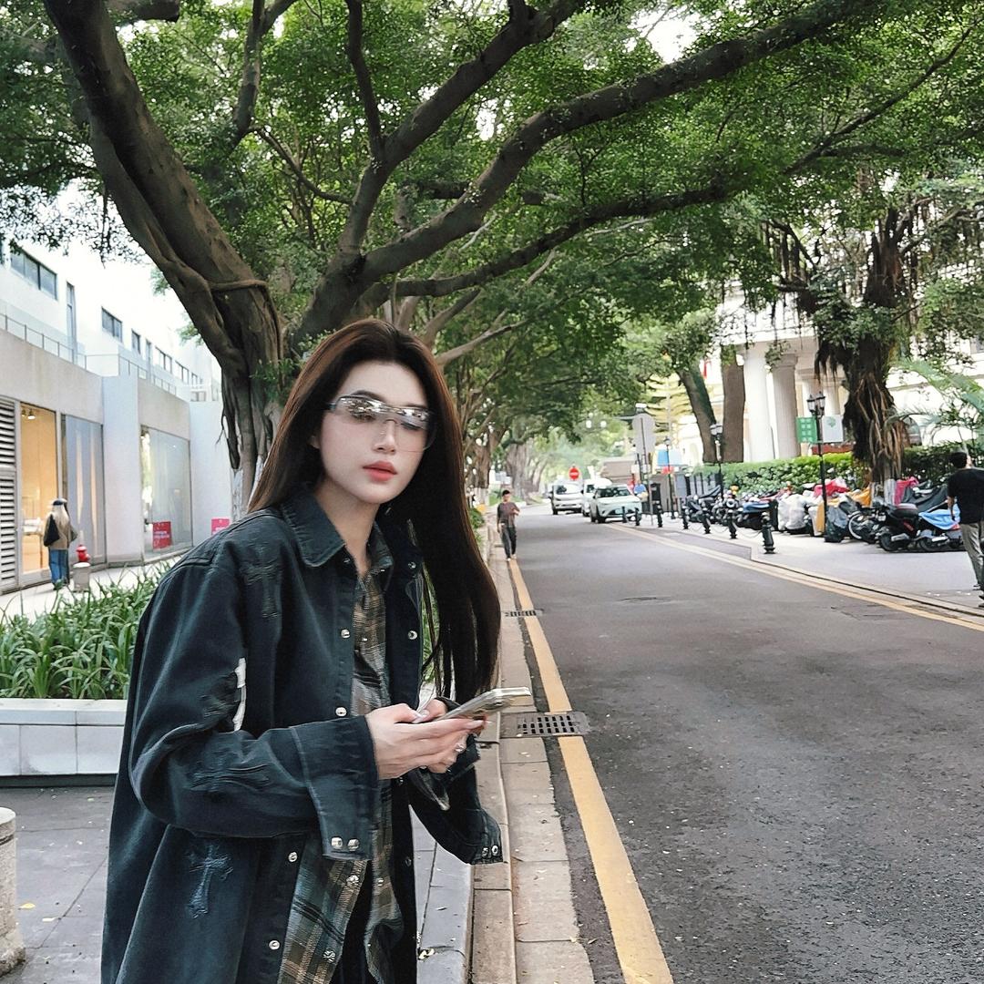 vivi chan🕊️老板娘（小号）