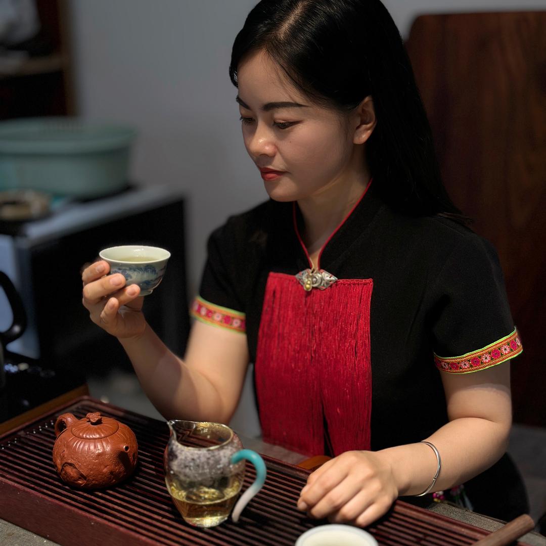 （刮风寨194号）深山瑶妹