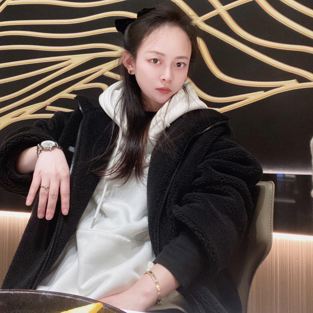 ღ 焱焱小金块🌞