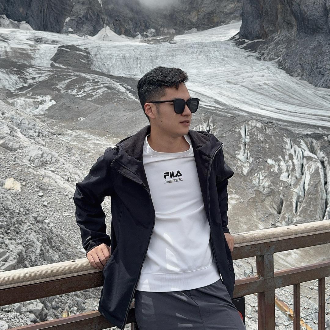 力宏爱爬山（网球ing）