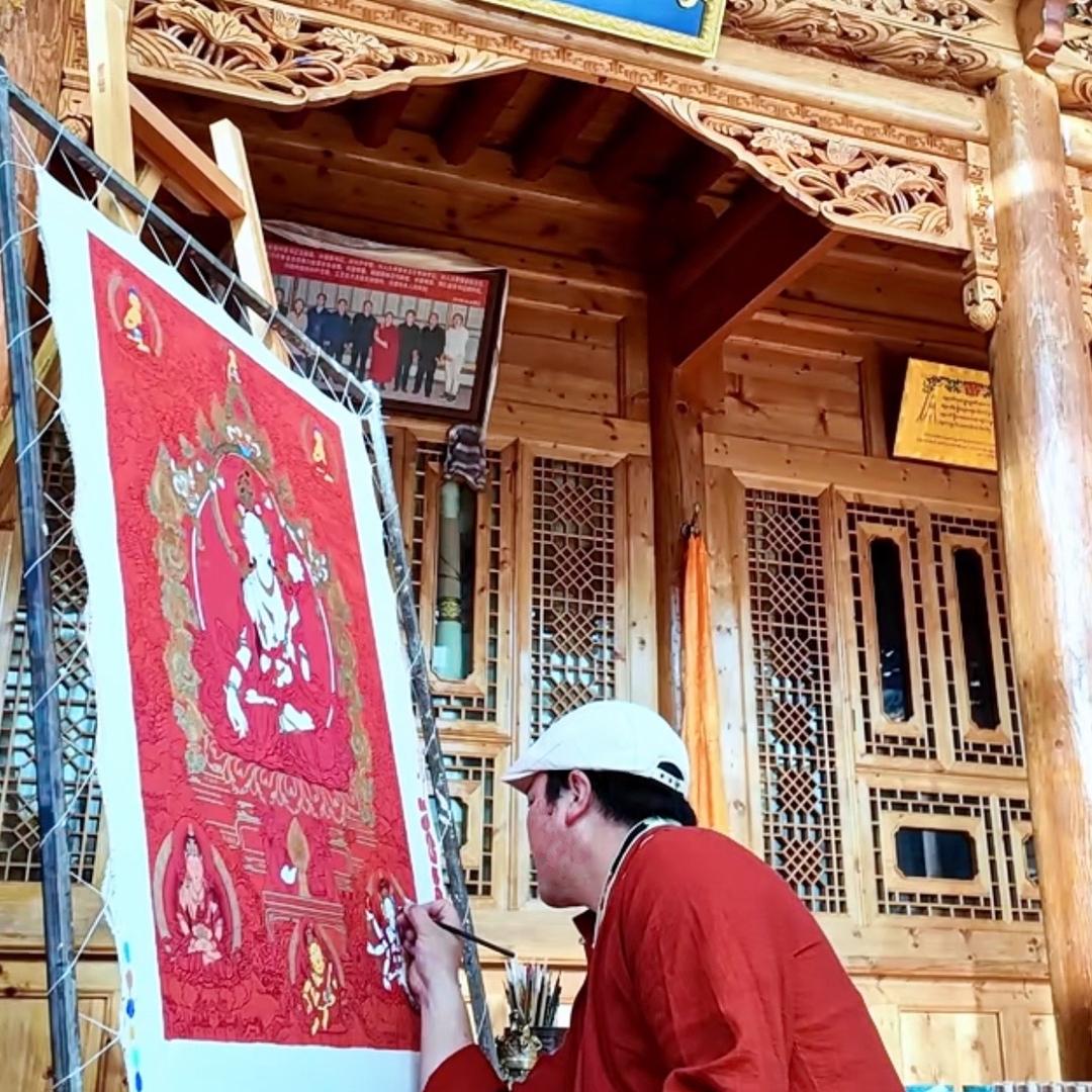 同仁市热贡神色画院