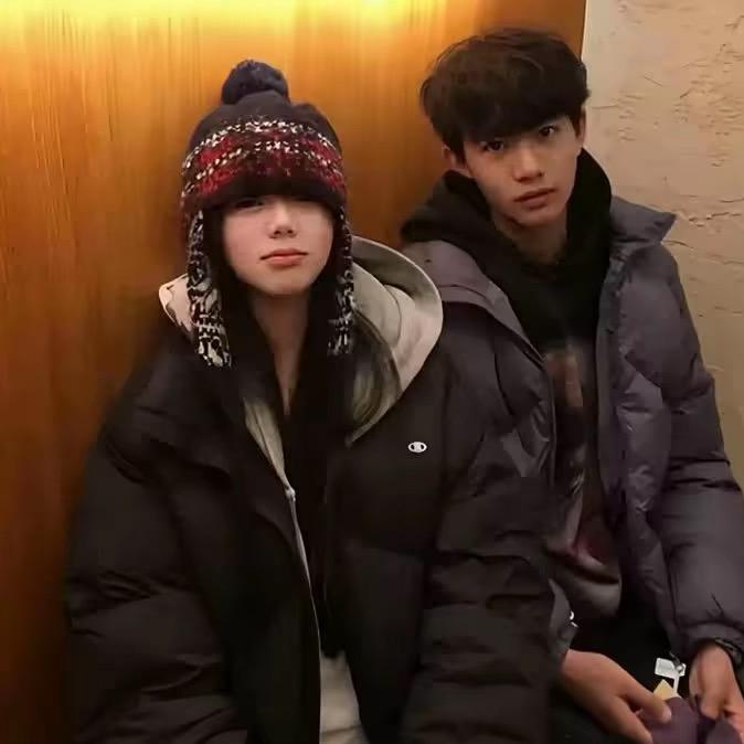 鸑鷟💤
