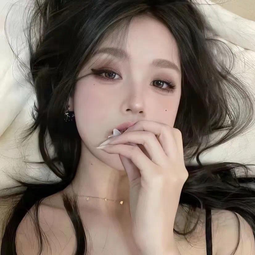 卿卿是Charlie未婚妻🌙⁵¹⁸🦈