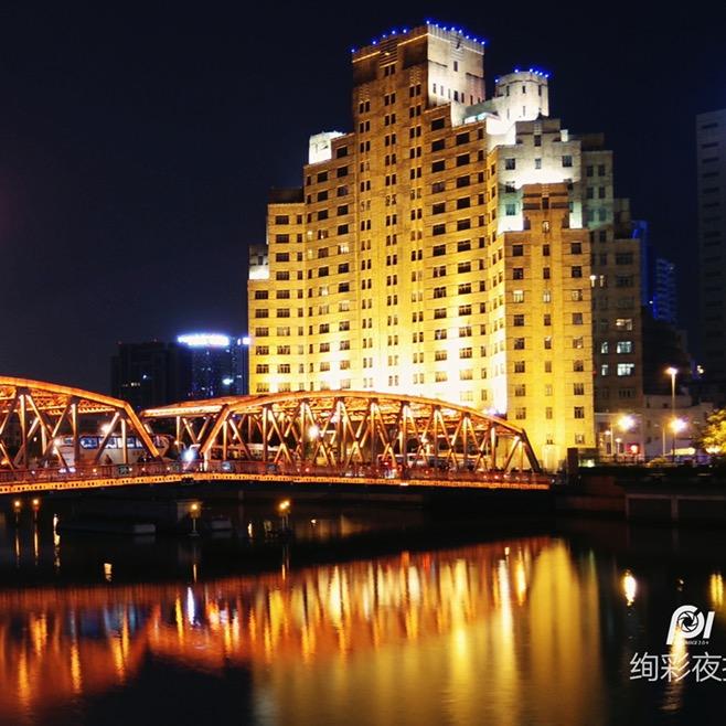 月光落下有朝阳