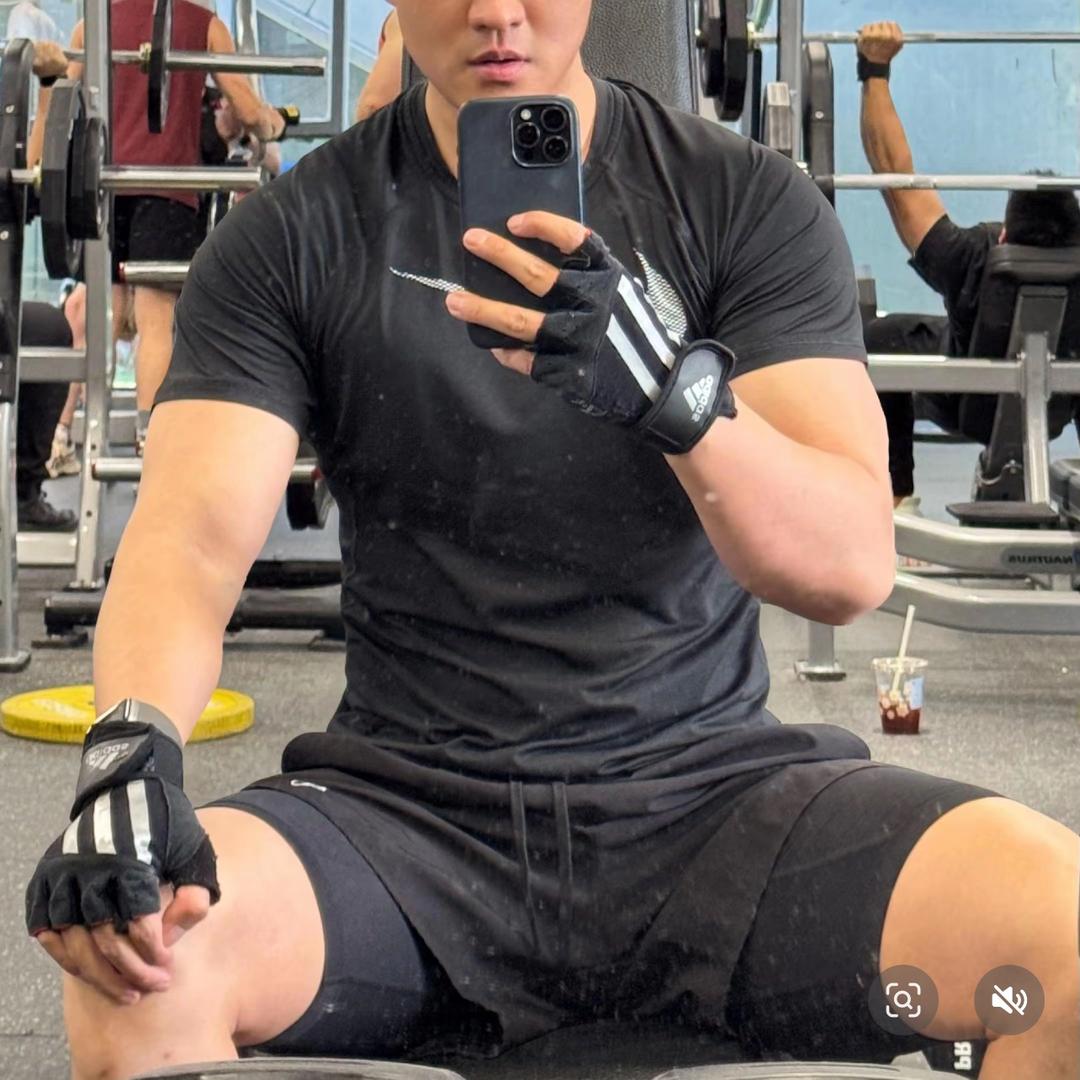 明九时尚潮鞋汇