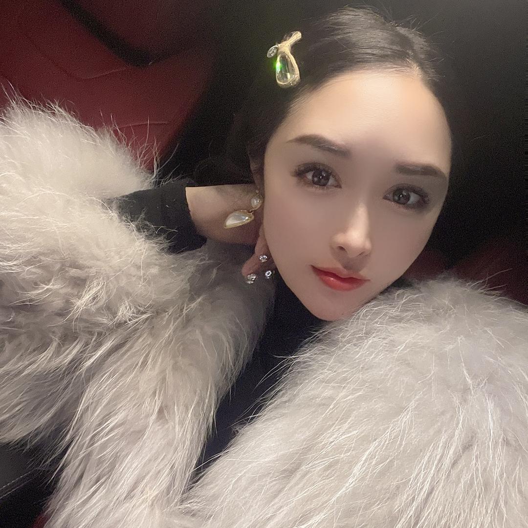 妮妮服饰