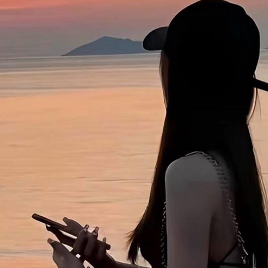 𝘚𝘶𝘮𝘮𝘦𝘳