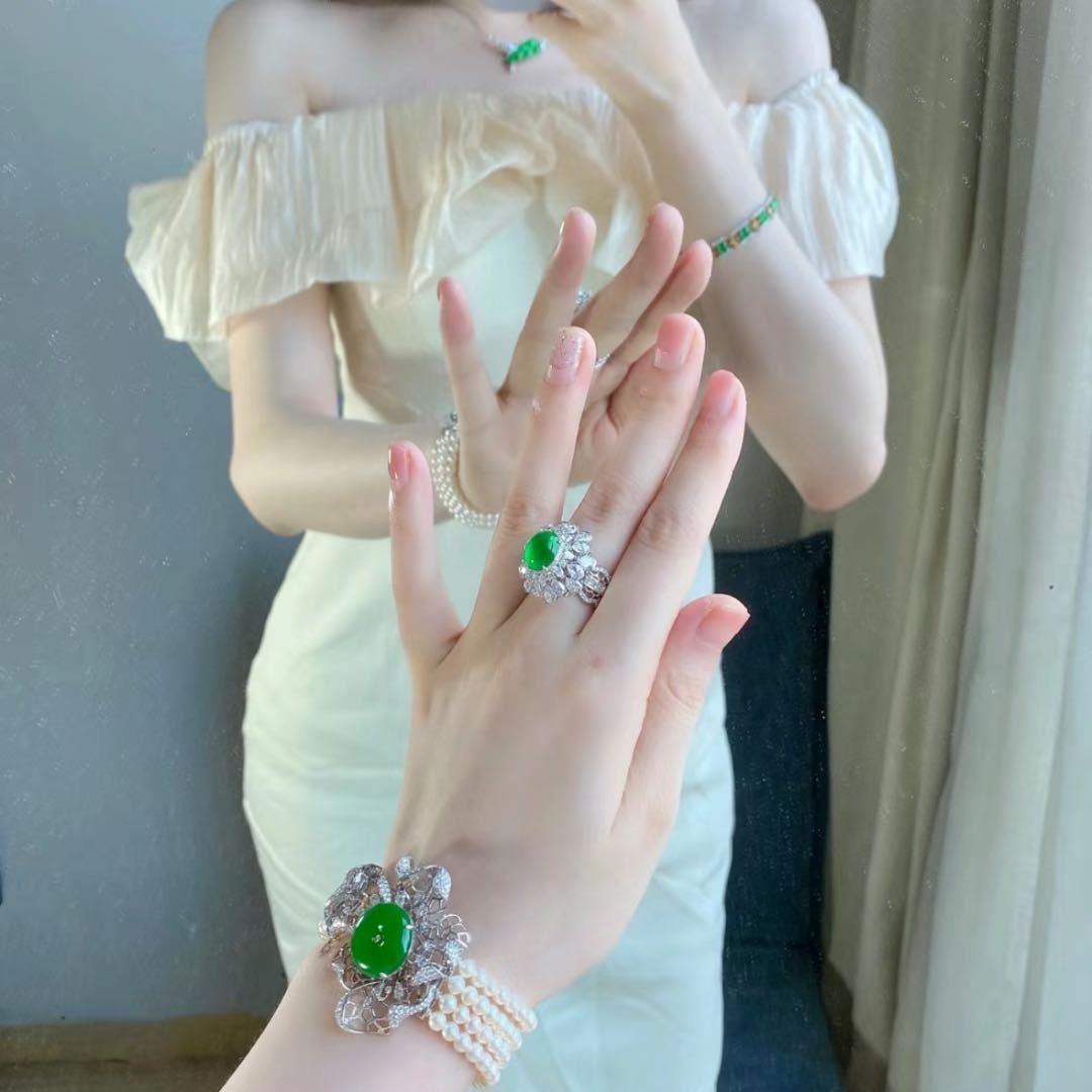 百丽翡翠