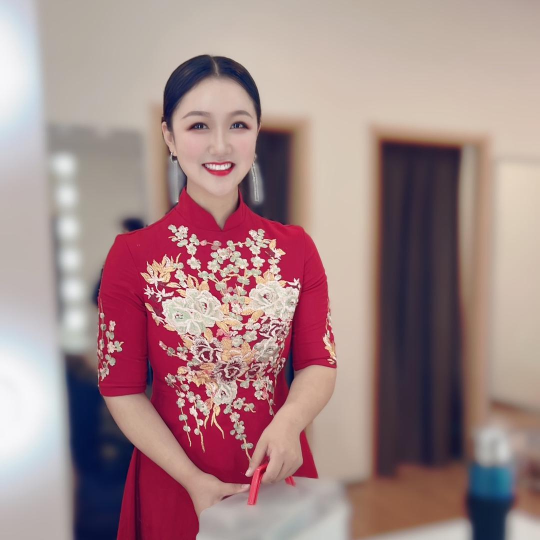 梦舞8023(下午2点开播)