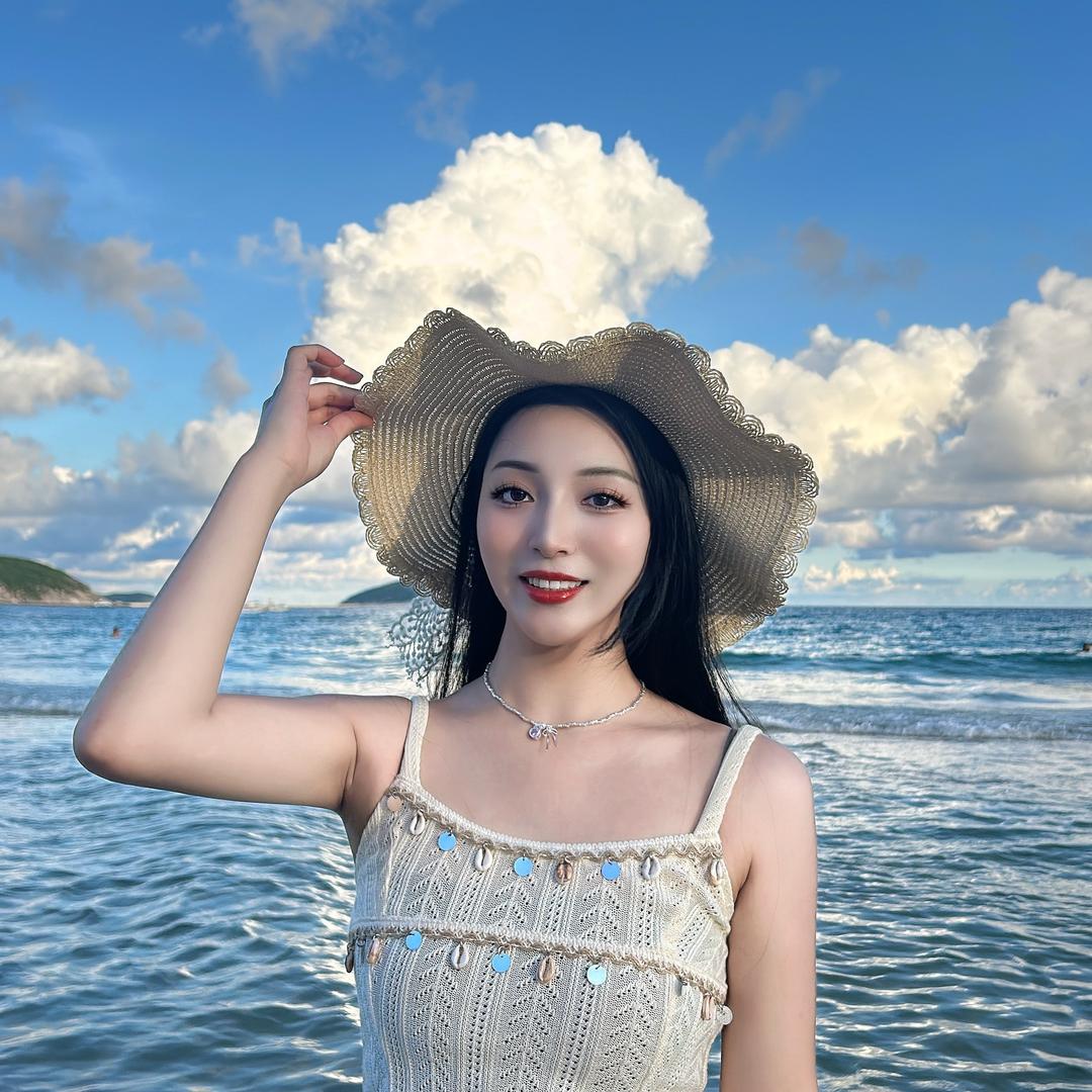 甜妹蕾蕾