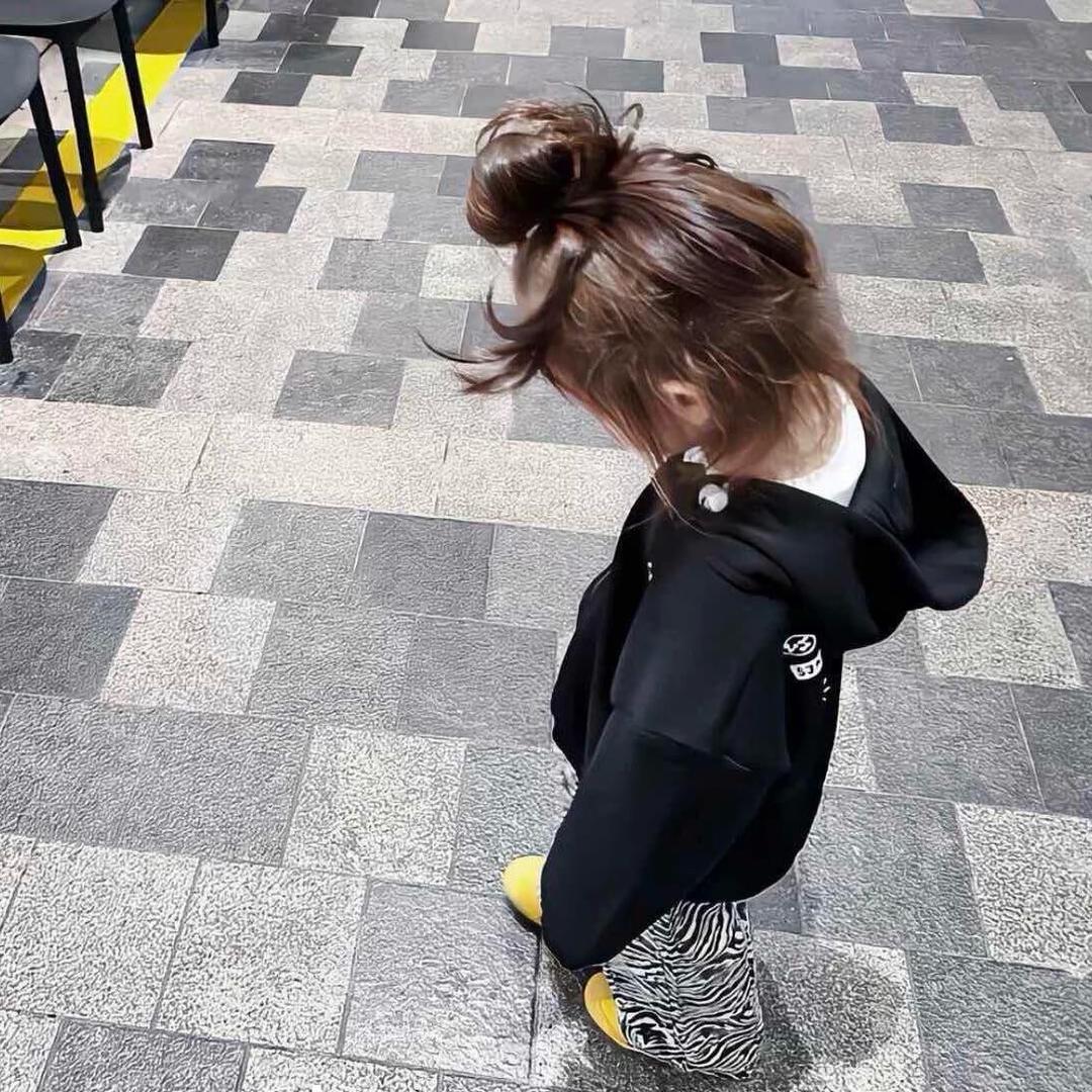 周八见_