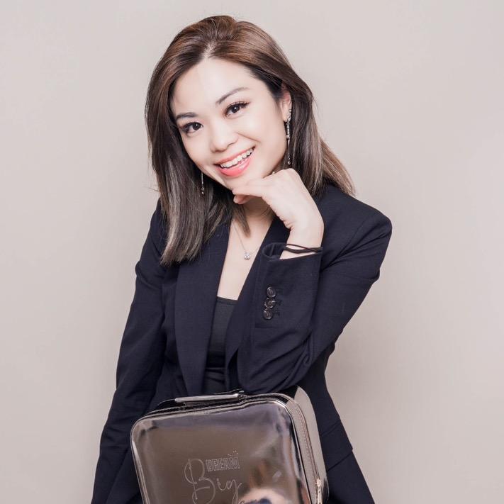 化妆师的秘密雯雯