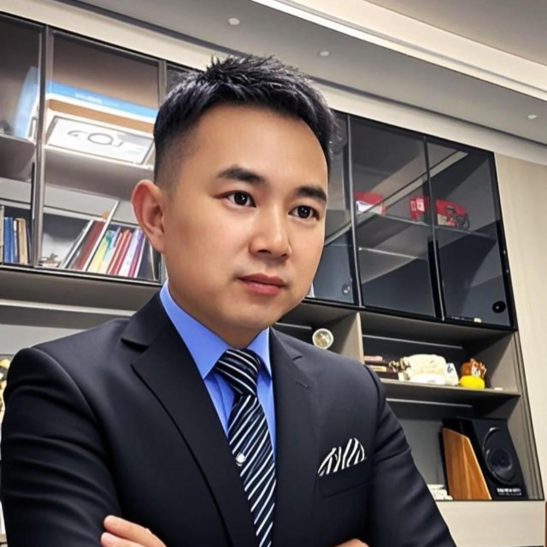 南疆主持人陈锋