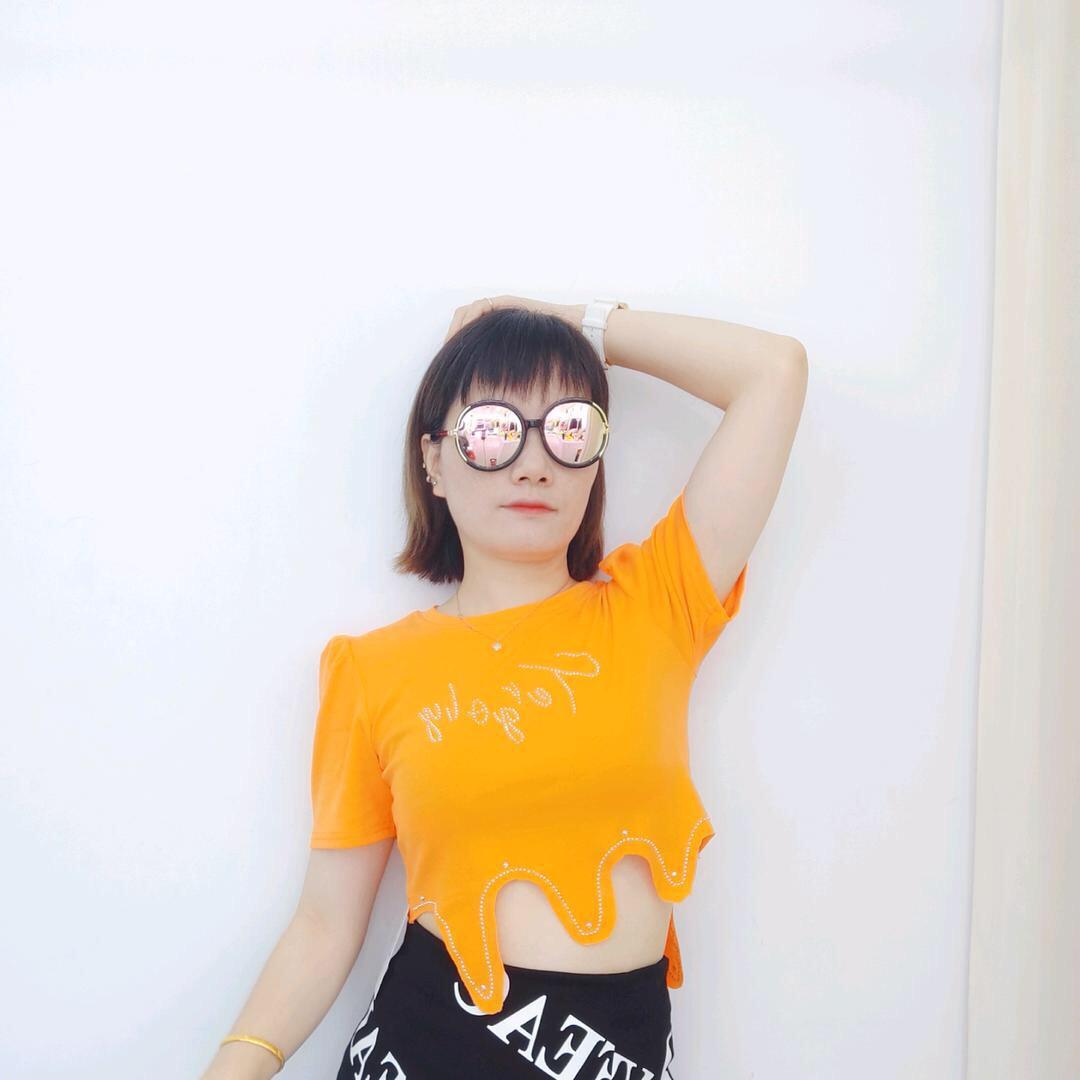 巴妮