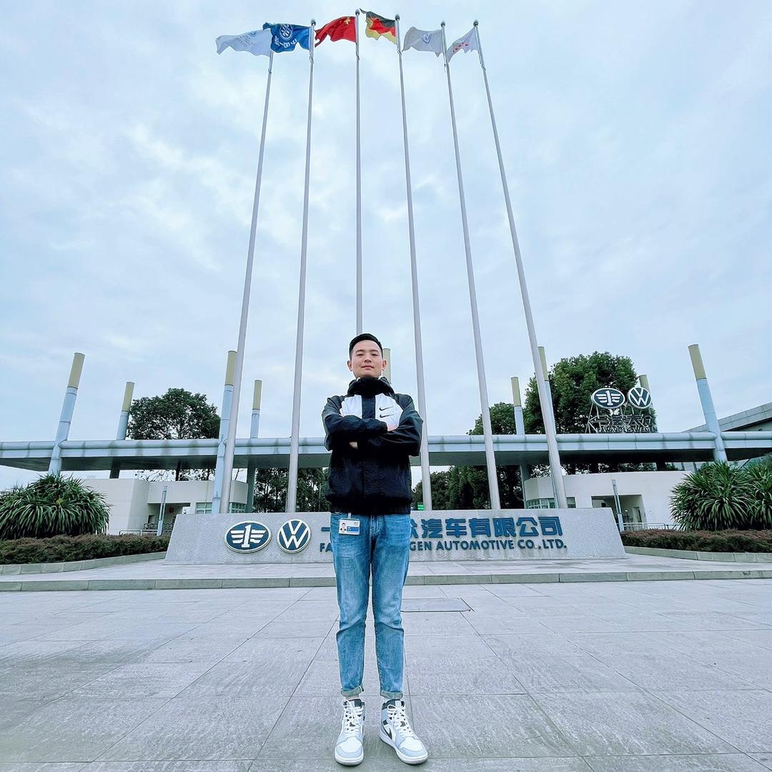 汽车工厂潘兄