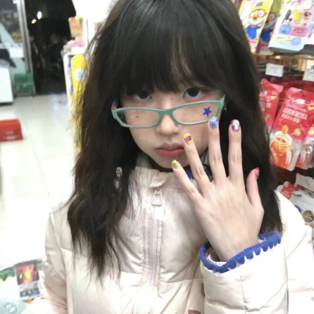 姿᳐੭ﾞ