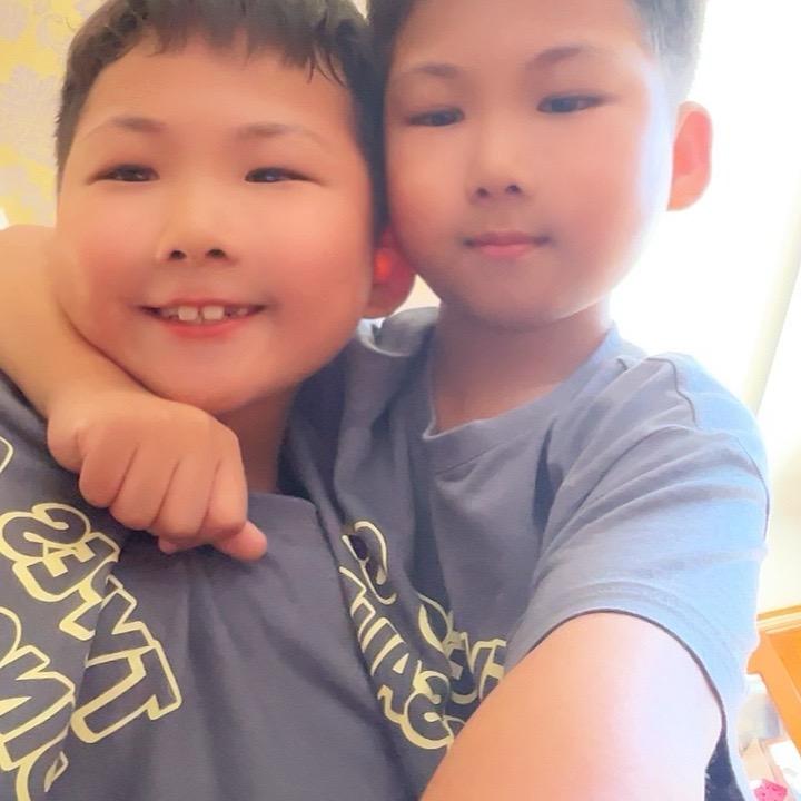 双胞胎麻麻