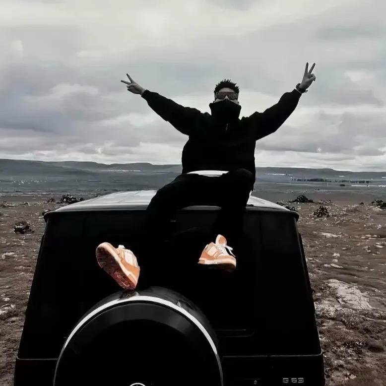 ༺ۣۖ浮ۣۖ༒ۣ尘ۣۖ༻