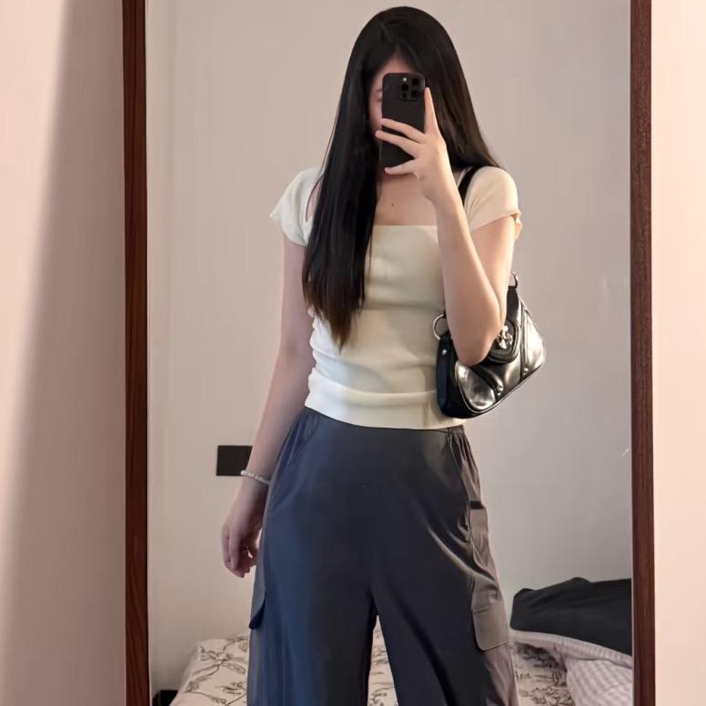 女裤兜里多多米