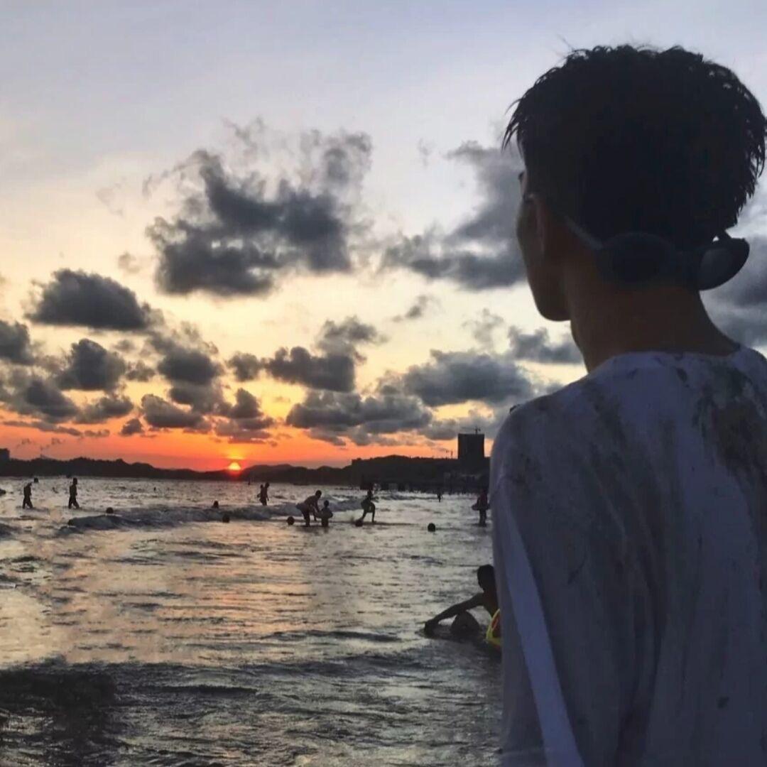 绅飾.