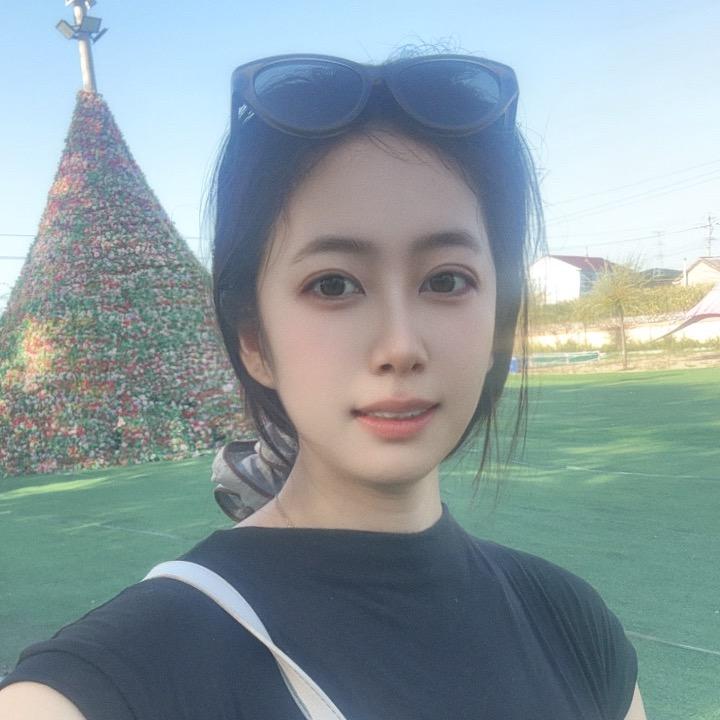 姑娘爱跑步